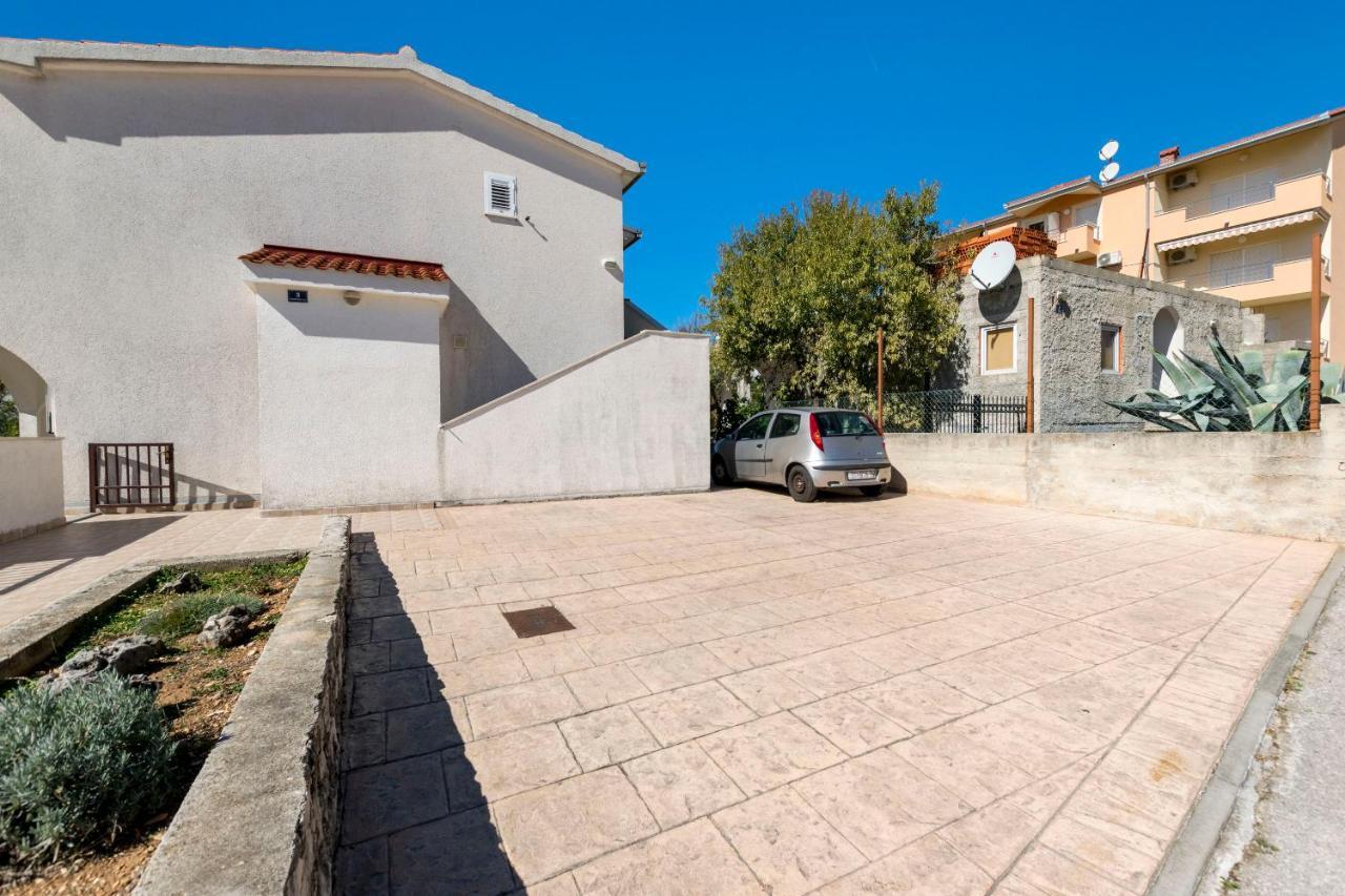 Apartments Neda Trogir Exterior photo
